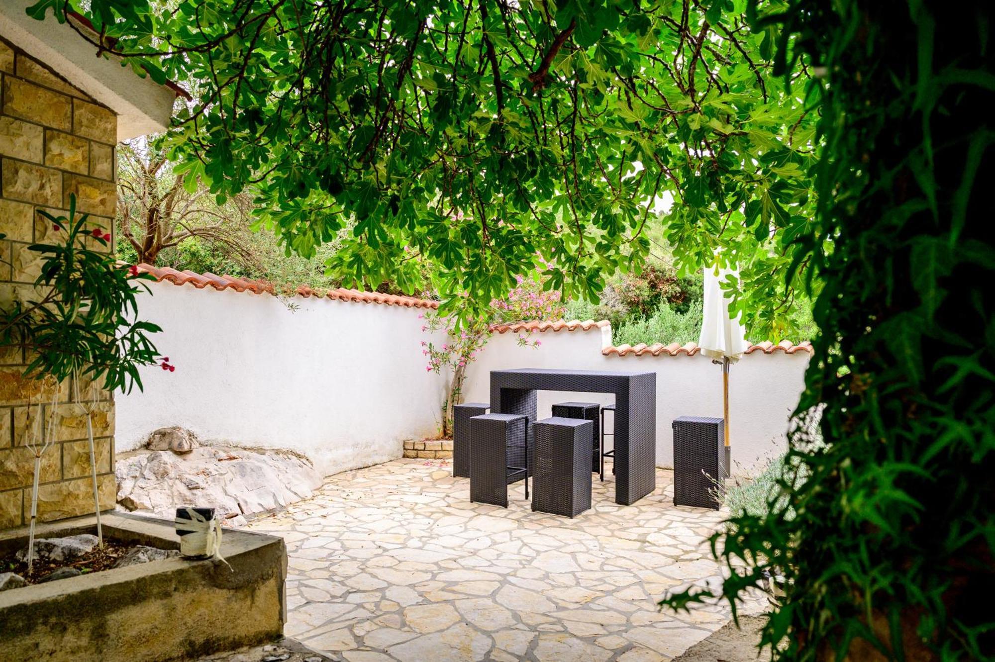Villa I Karma Tisno Luaran gambar