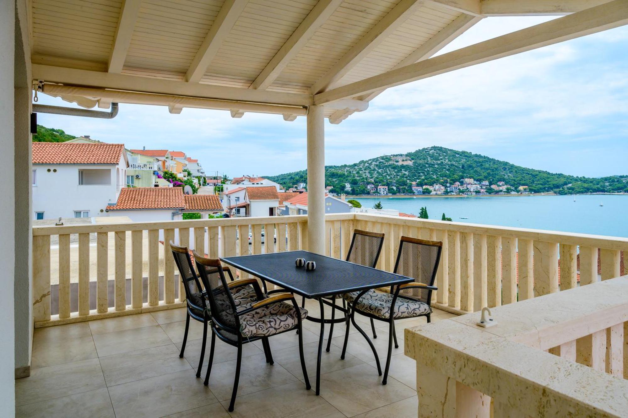 Villa I Karma Tisno Luaran gambar