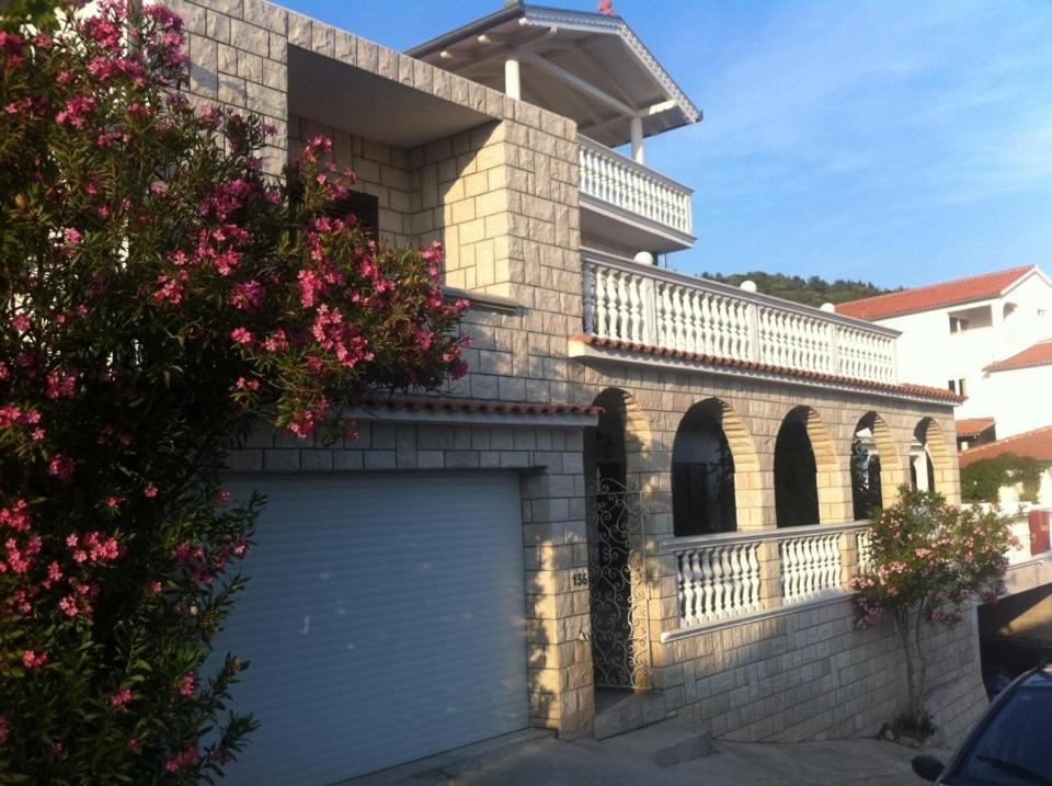 Villa I Karma Tisno Luaran gambar